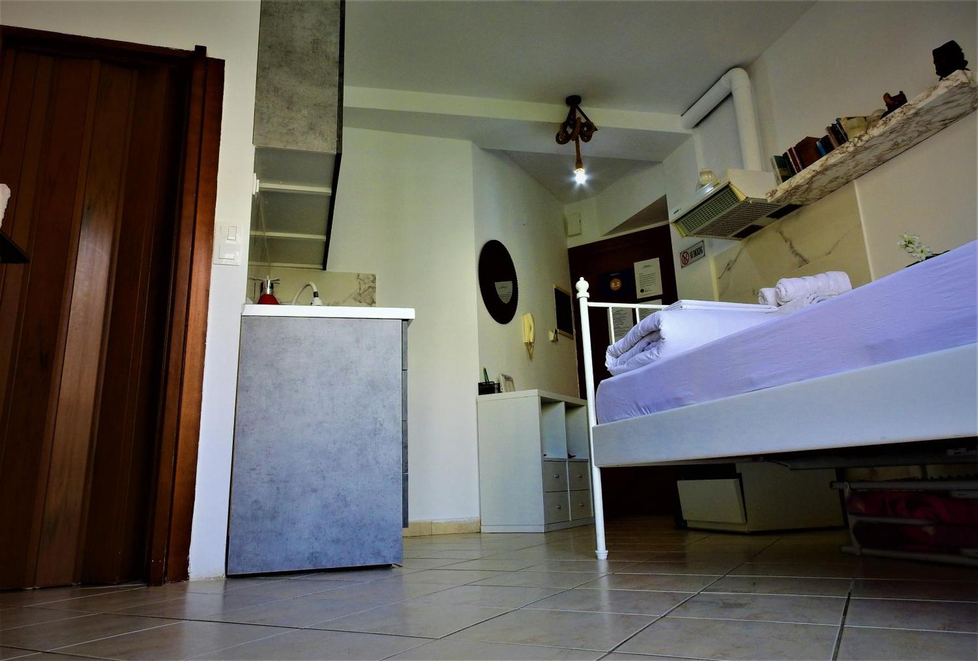 Konstantinos'S Luxury Studio Солун Екстериор снимка